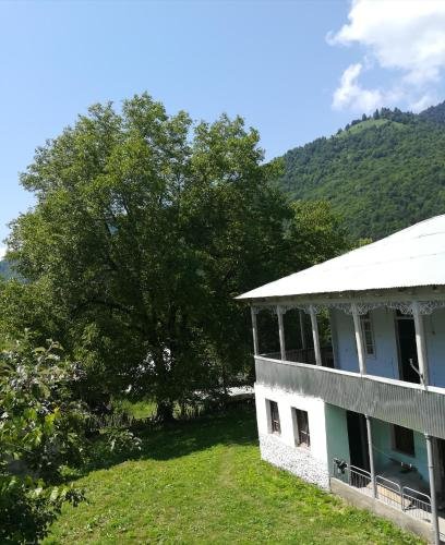 Паки: Svaneti. Place in nature for rest