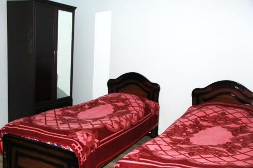 Паки: Svaneti, Hotel Ushguli