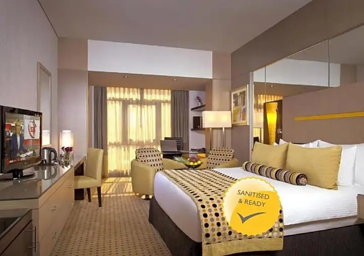 Дубай: Time Grand Plaza Room & Suites