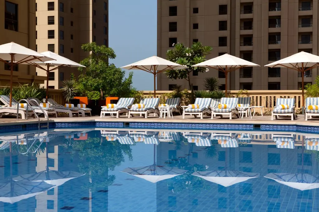 Дубай: Delta Hotels by Marriott Jumeirah Beach Apart (Ex. Ramada Plaza Jumeirah Beach Apart)