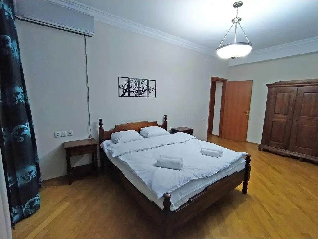 Баку: One bedroom apartments near Nizami metro