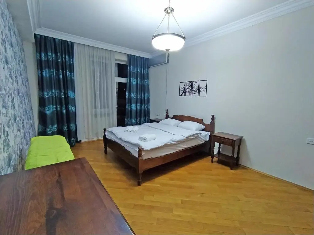 Баку: One bedroom apartments near Nizami metro