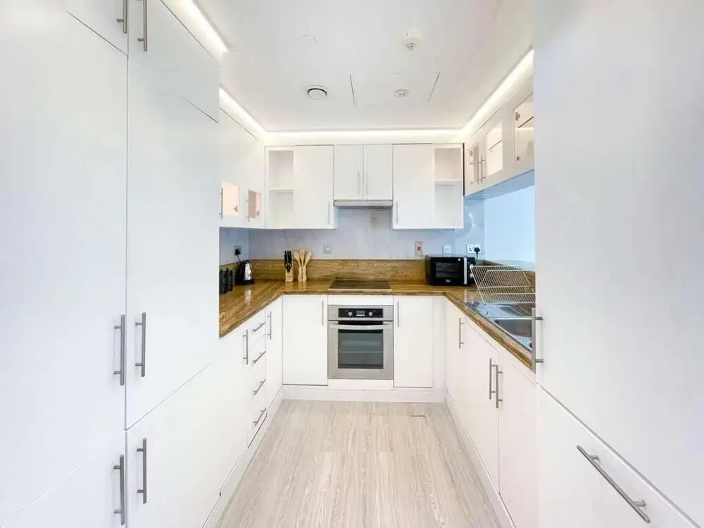 Дубай: Cozy 2BR With Balcony The Greens