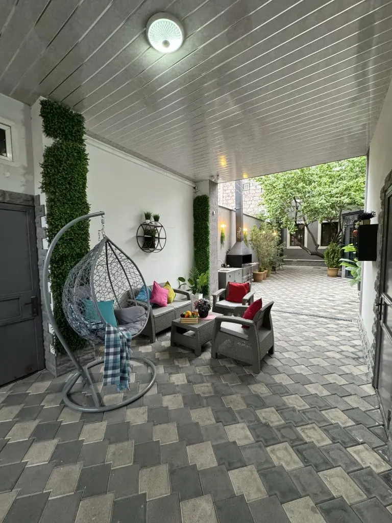 Ереван: Апартаменты Modern and Comfortable Apartment
