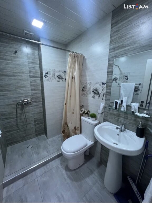 Ереван: Апартаменты Modern and Comfortable Apartment