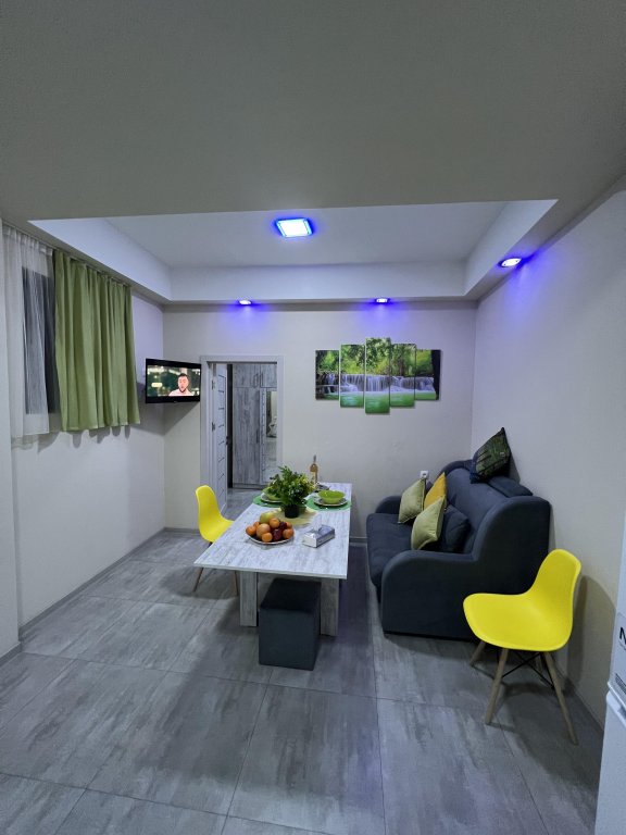 Ереван: Апартаменты Comfort with Green Refreshing Interior