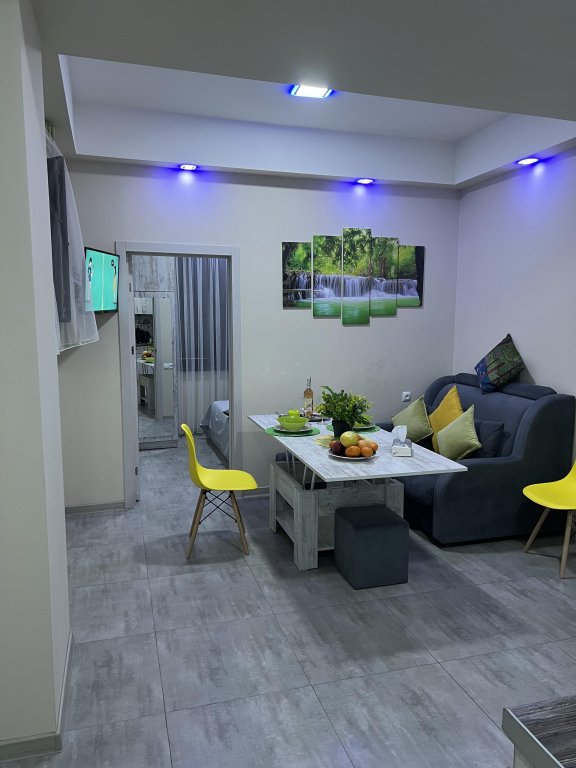 Ереван: Апартаменты Comfort with Green Refreshing Interior
