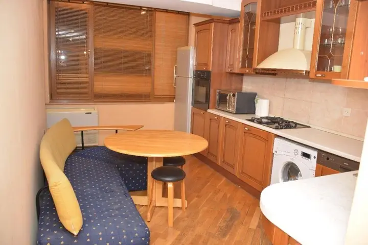 Баку: Apartment near Hilton Baku