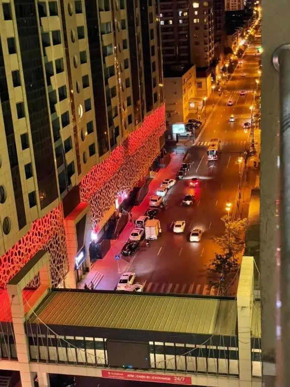 Баку: ONE BEDROOM APARTMENT BY HILTON Near By bulivar #Fountain Square #NizamiStreet #McDonald