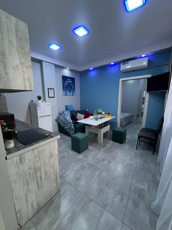 Ереван: Апартаменты Cool Blue Interior