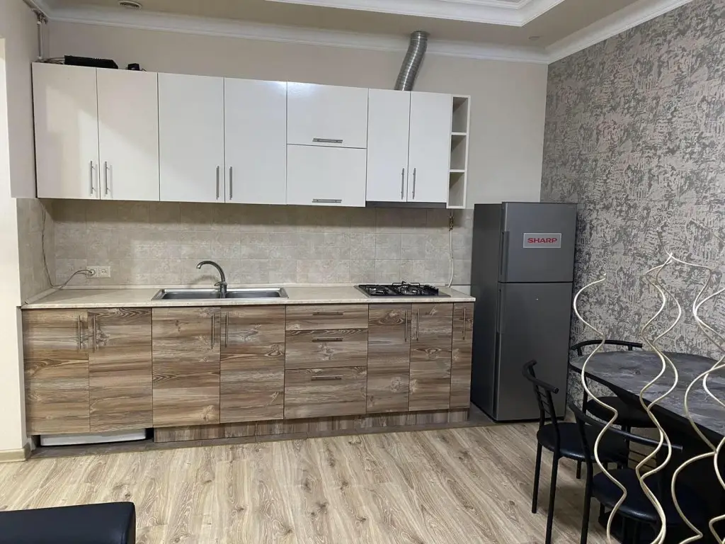 Ереван: Апартаменты Azatutyun  Avenue   2