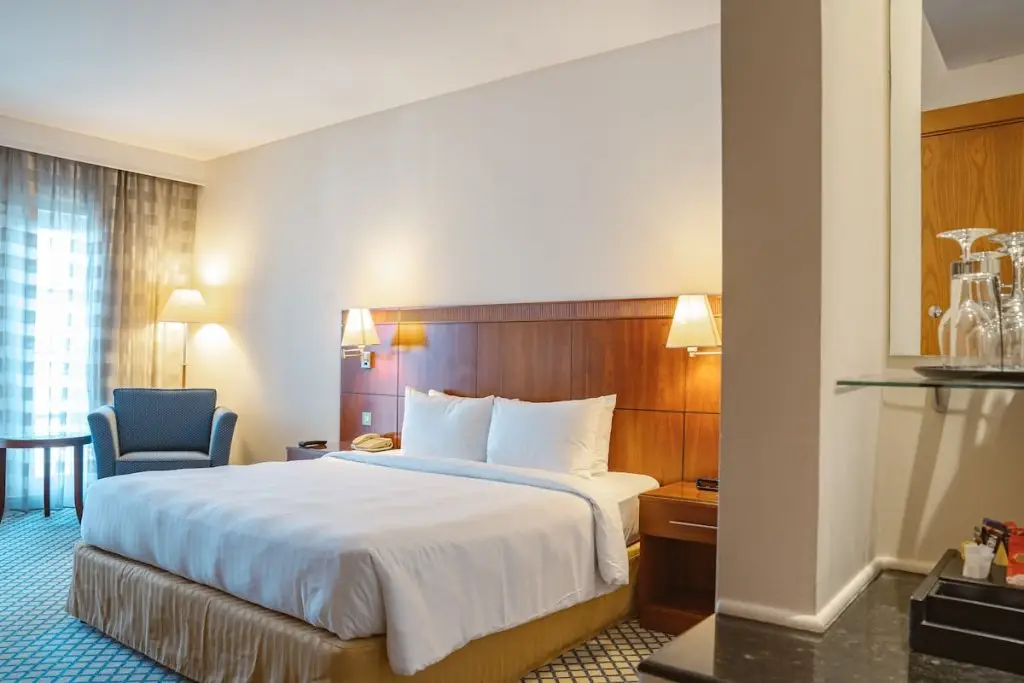 Дубай: Copthorne Lakeview Hotel, Green Community