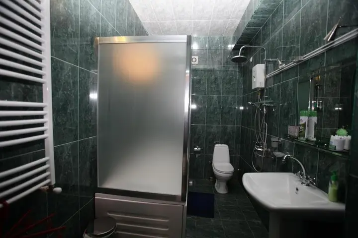 Тбилиси: Niko's Apartments on Shartava Street