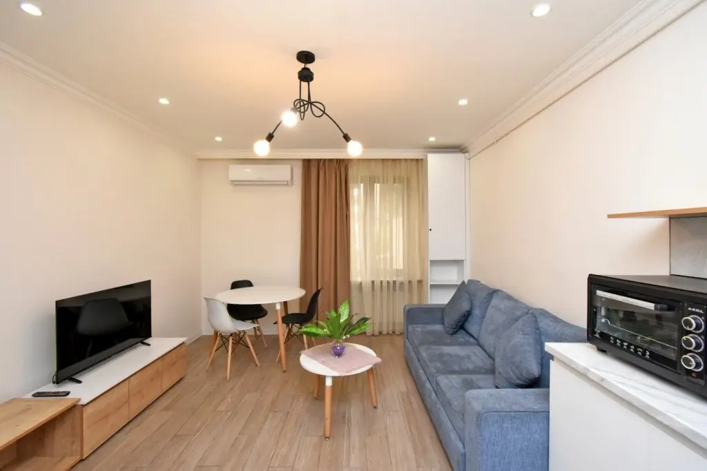 Ереван: Apartment at Nalbandyan street