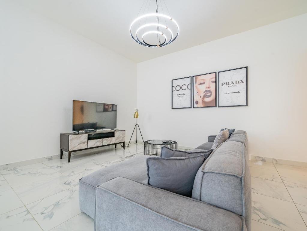 Дубай: Noora Tower, Al Habtoor City