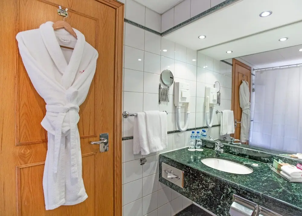 Шарджа: Crowne Plaza Dubai Apartments