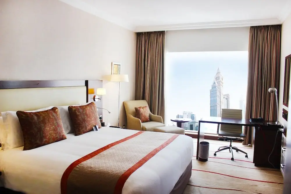 Шарджа: Crowne Plaza Dubai Apartments