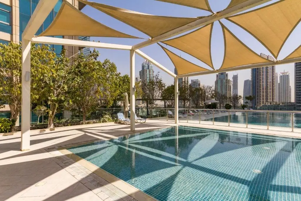 Дубай: Express Holiday Homes -2BR Beautiful Apt with Ocean Palm & Atlantis View