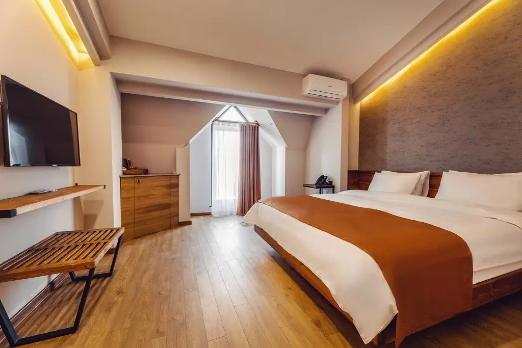 Тбилиси: Ivy Hotel