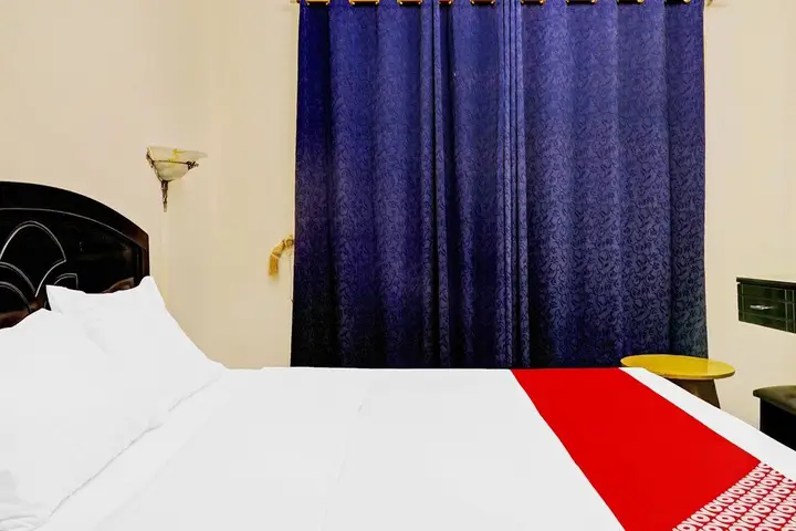 Дубай: Moon Creek Hotel by OYO Rooms
