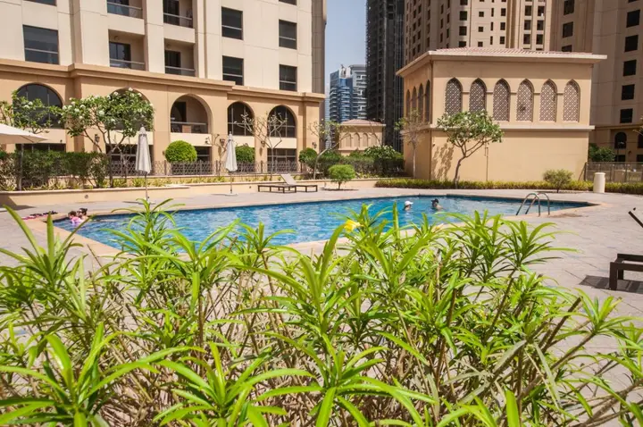 Дубай: Stylish studio w/balcony close to the beach JBR