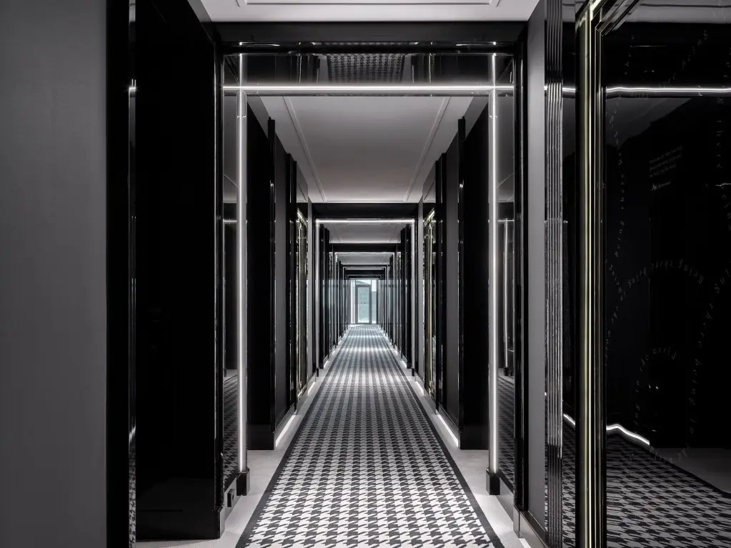 Ереван: Seven Visions Resort and Places, the Dvin