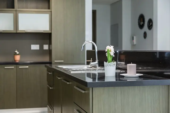 Дубай: Superb apartment walking distance to Burj Khalifa