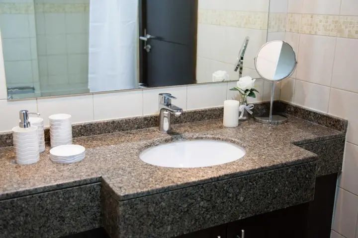 Дубай: Stylish apt with great views and good energy