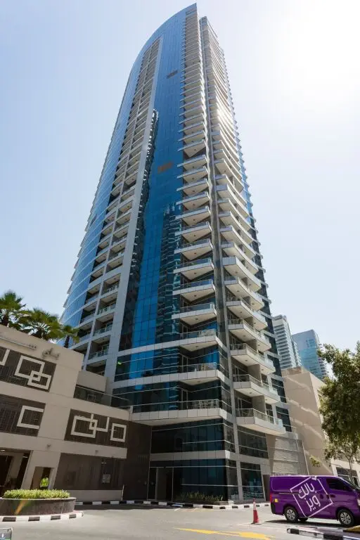 Дубай: Stylish apt with great views and good energy
