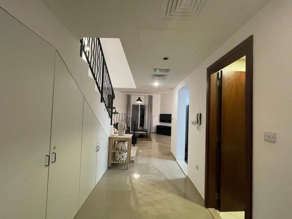 Рас-эль-Хайма: Fairways 3 Bedroom Villa With Plunge Pool and Bbq
