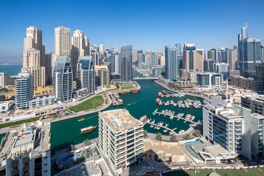 Spectacular Studio Apartment in Dubai Marina — фото 1