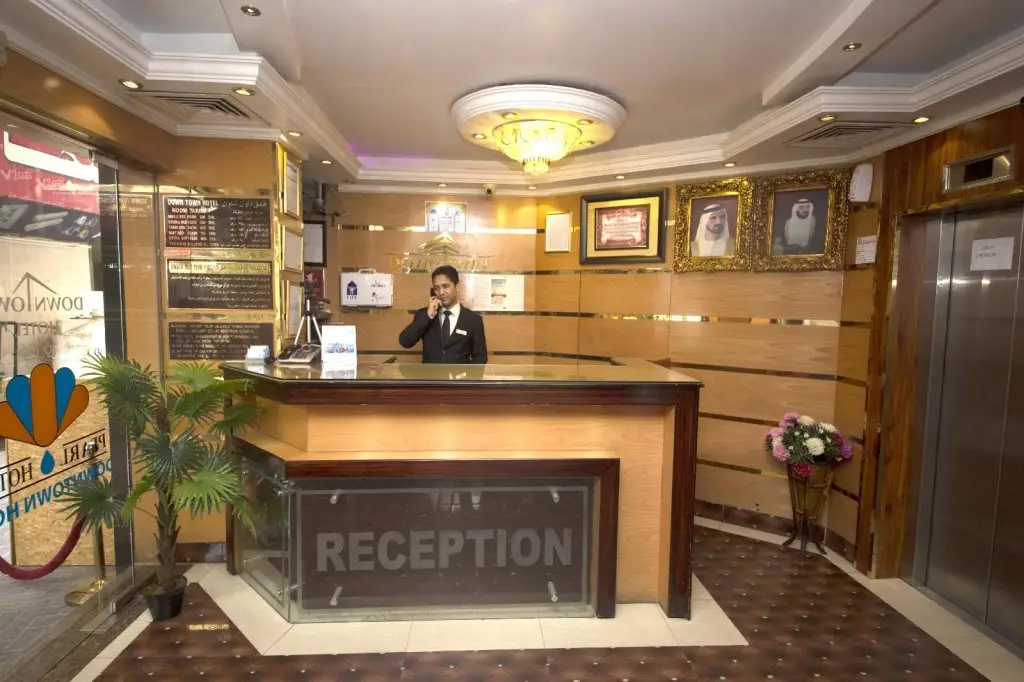 Дубай: Downtown hotel By Gemstones