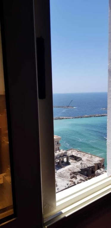 Александрия: luxury apartment CBD beach view Hilton
