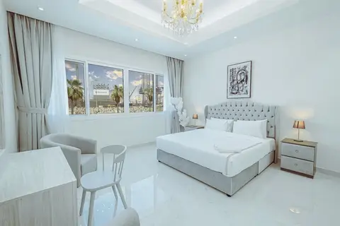 LUX White Modern Villa — фото 1