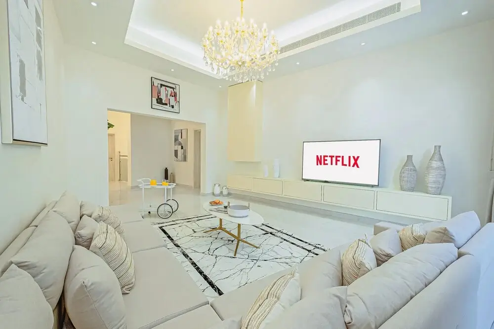 Дубай: LUX White Modern Villa