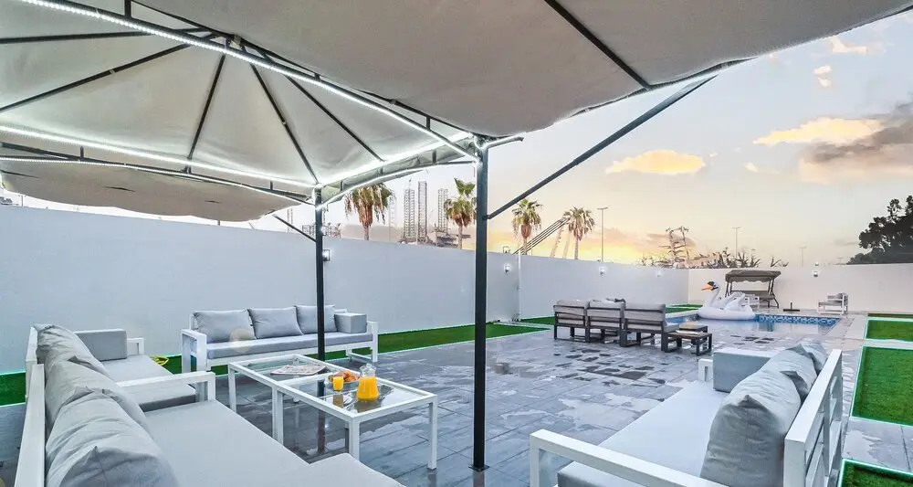 Дубай: LUX White Modern Villa