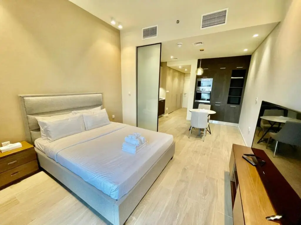 Дубай: Brand new Studio With Balcony at Park View