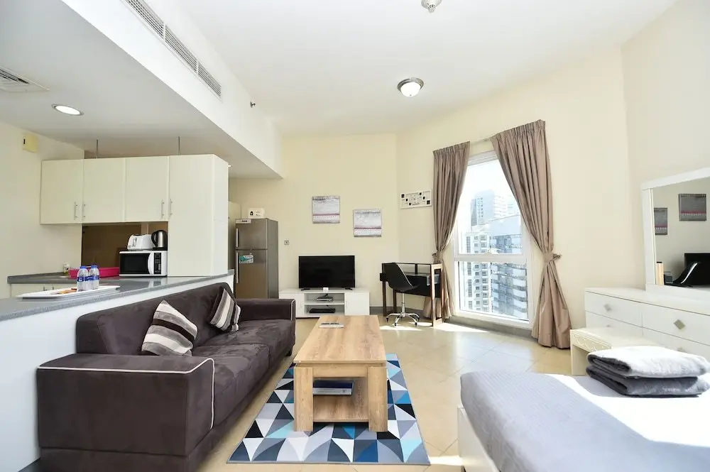 Alia -Bright furnished studio near metro — фото 1