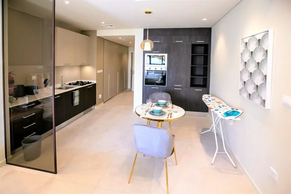 Дубай: Gorgeous Stay With Balcony at Park View