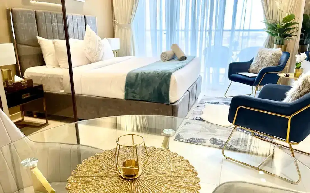 Дубай: Fully furnished Studio