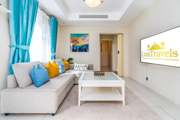 Дубай: Lux BnB Springs Villa Private Garden
