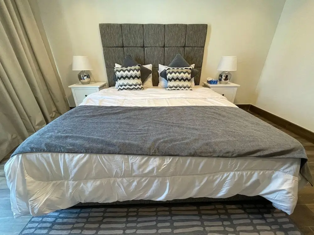 Дубай: Best Townhouse On Jcv 4 Bedrooms With Jacuzzi