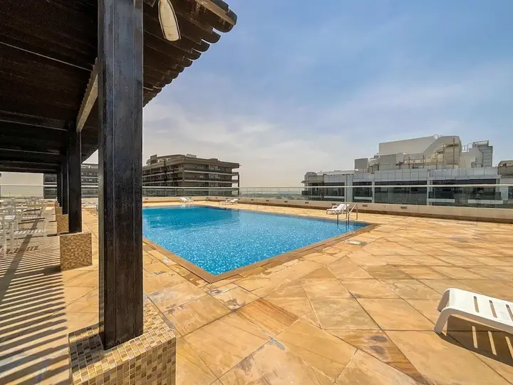 Дубай: HiGuests - Golf View Residence