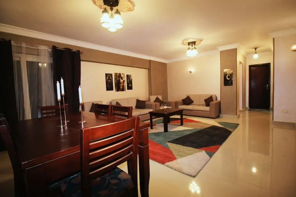 Каир: Golden Charming 3-bed Apartment in Cairo