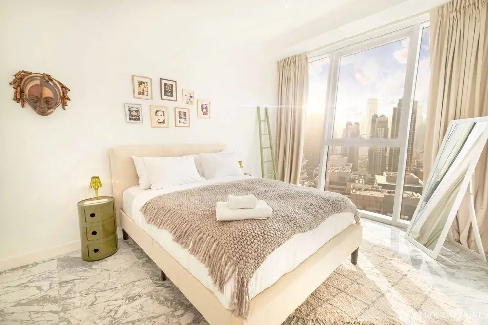 Дубай: LUX The Pad Executive Suite 3