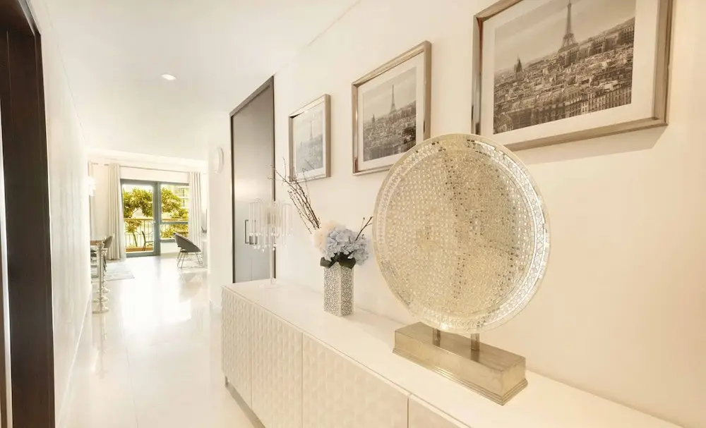 Дубай: LUX The Downtown Blvd Suite