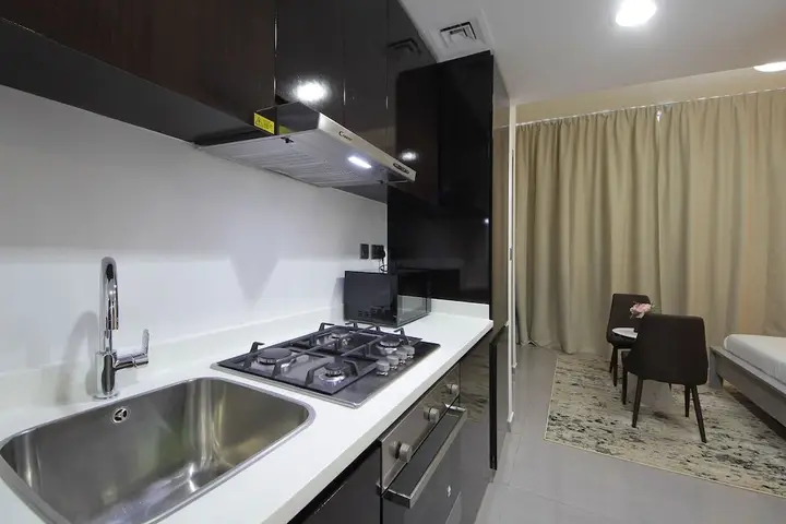 Дубай: Studio Apartment in Merano Business Bay