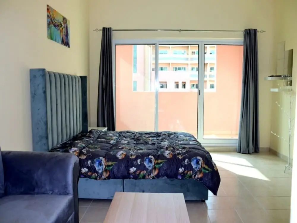 Дубай: Stunning Family Friendly Studio Close To Dubai Hub
