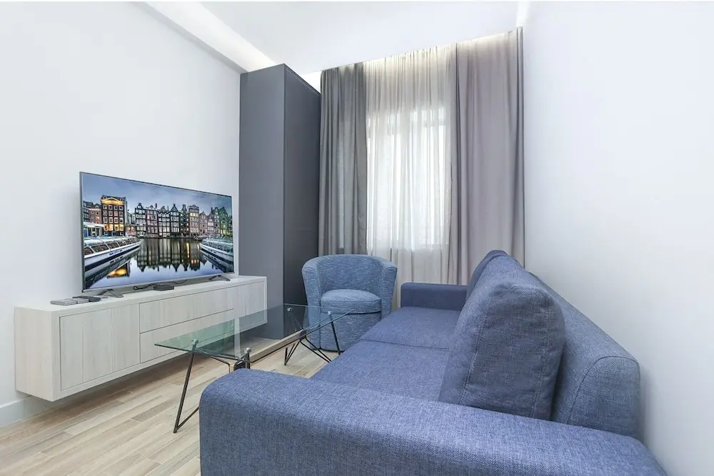 Ереван: Stay Inn на ул. Бузанда, 97-11