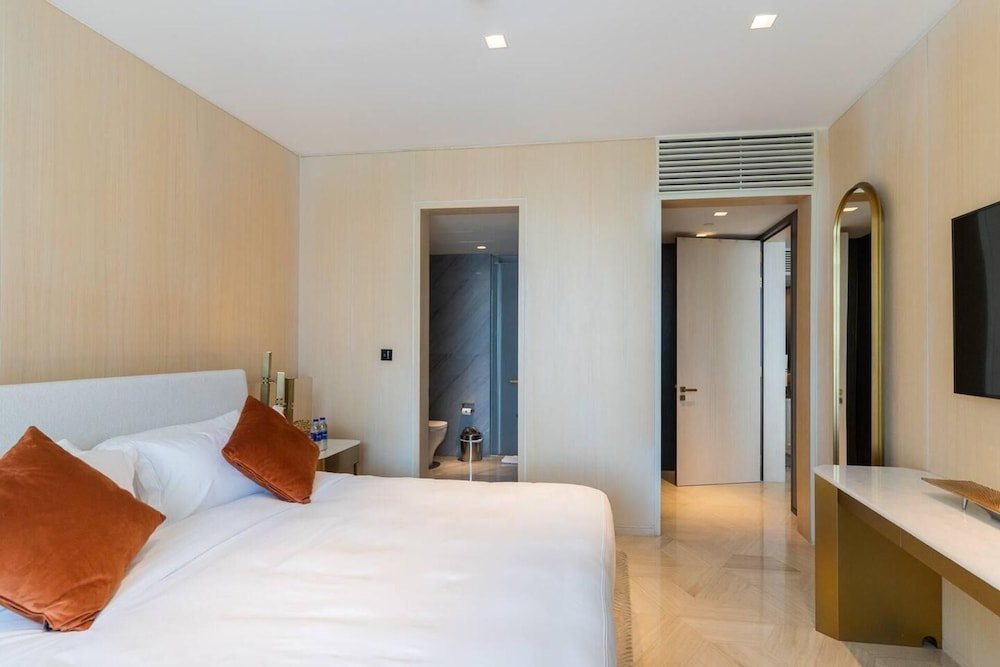 Дубай: Five Palm Jumeirah Luxurious 2bdr Stunning Views
